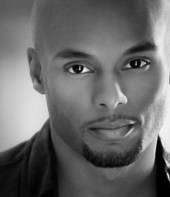 Kenny Latimore
